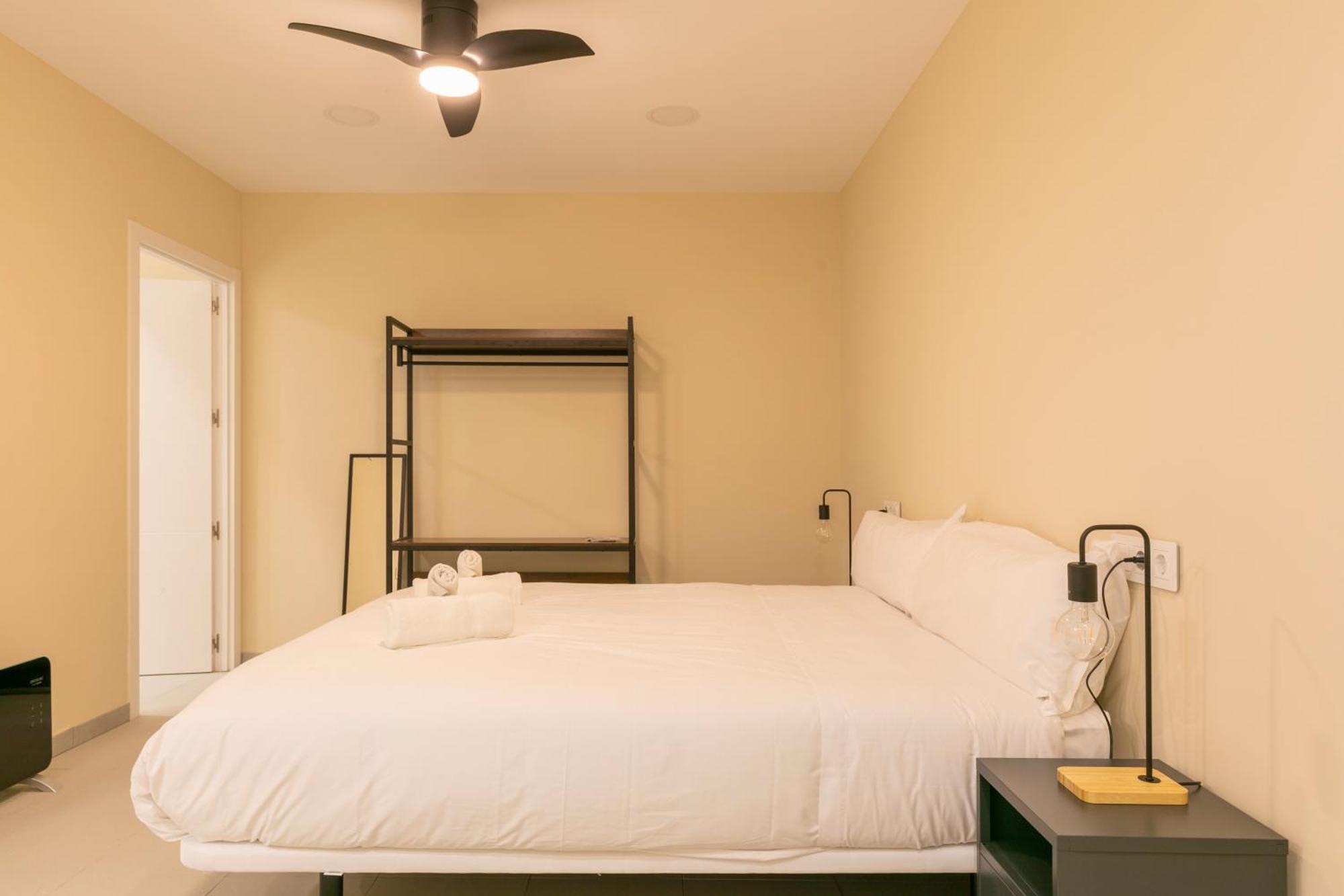 Homeabout Smart Rooms Tetuan - Sin Recepcion — Photos 1